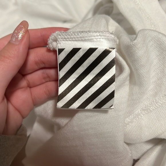 Off-white T-shirt - Picture 3 of 6